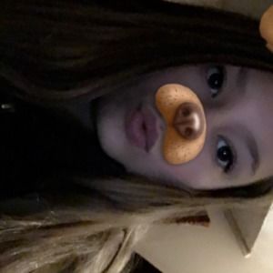 Meet your Posher, Marissa💜